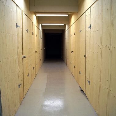 gang med opbevarings boxe