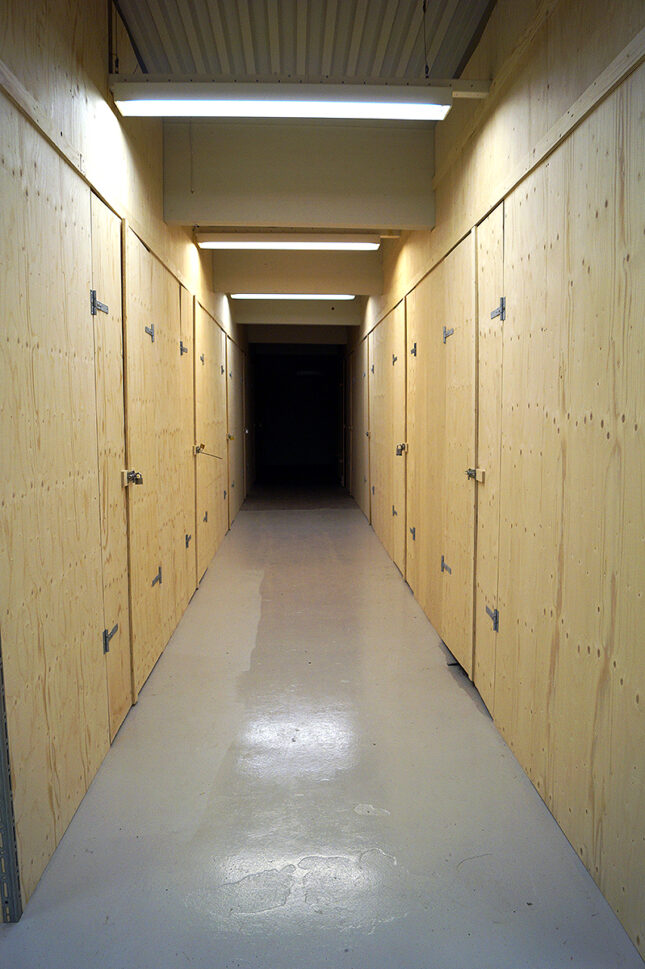 gang med opbevarings boxe